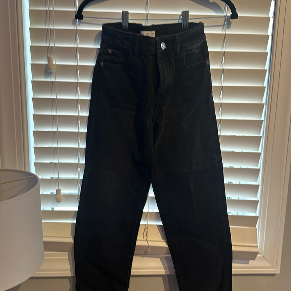 Zara pants color black